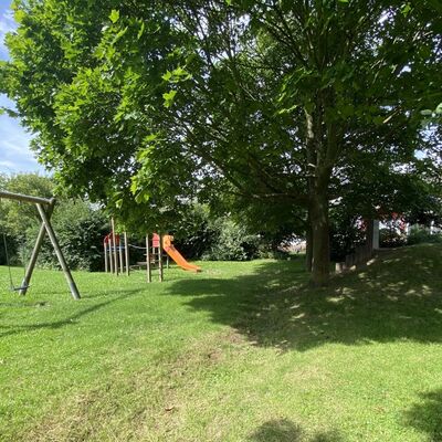 Bild vergr&ouml;&szlig;ern: Gro&szlig;_(Spielplatz_Am_Sch&ouml;neberg2)