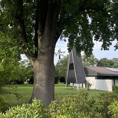Bild vergr&ouml;&szlig;ern: Evangelische_Kirche