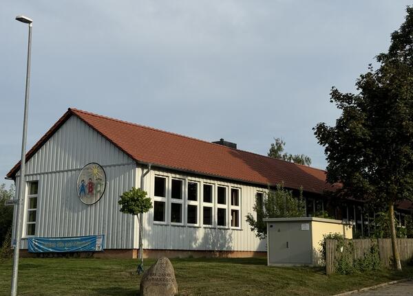 Bild vergr&ouml;&szlig;ern: Grundschule1