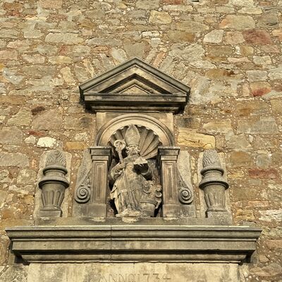 Bild vergr&ouml;&szlig;ern: Katholische_Kirche_St.Nikolaus