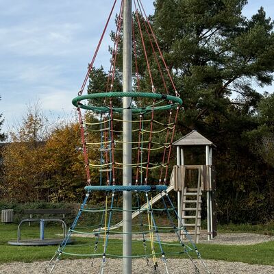 Bild vergr&ouml;&szlig;ern: Spielplatz_Rakete