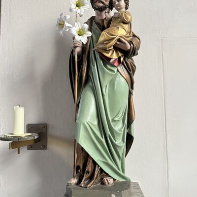Bild vergr&ouml;&szlig;ern: Katholische_Kirche_Hl.Josef