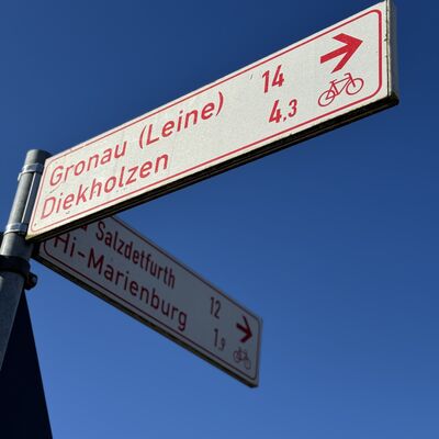 Bild vergr&ouml;&szlig;ern: Rad_und_Wanderwege