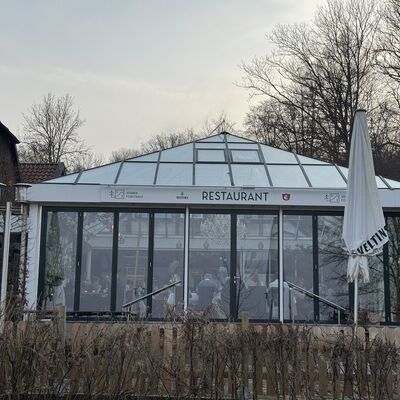 Bild vergr&ouml;&szlig;ern: S&ouml;hrer_Forsthaus_Wintergarten