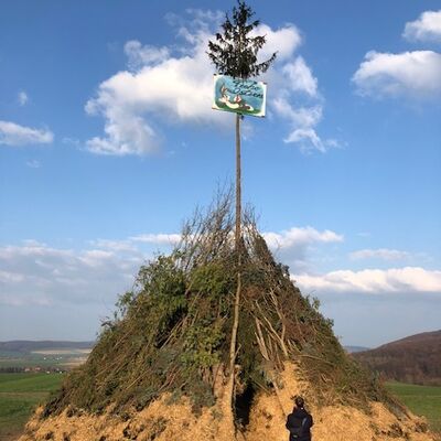 Bild vergr&ouml;&szlig;ern: Osterfeuer1