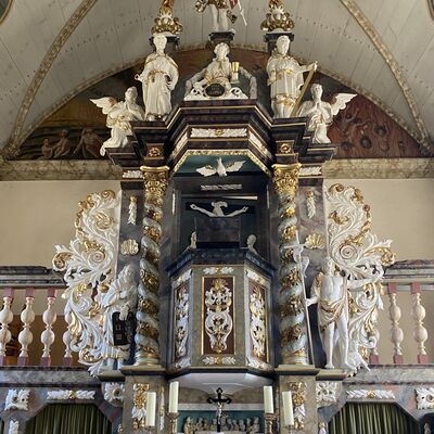Bild vergr&ouml;&szlig;ern: St.Bartholom&auml;usKanzelaltar1