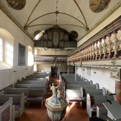 Bild vergr&ouml;&szlig;ern: St.Bartholom&auml;usKirchenschiff1