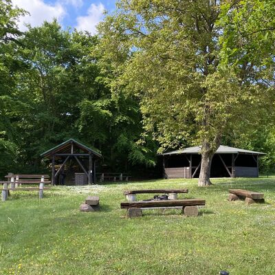 Bild vergr&ouml;&szlig;ern: Grillh&uuml;tte