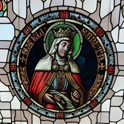 Bild vergr&ouml;&szlig;ern: Kirche_Fenster_Maria