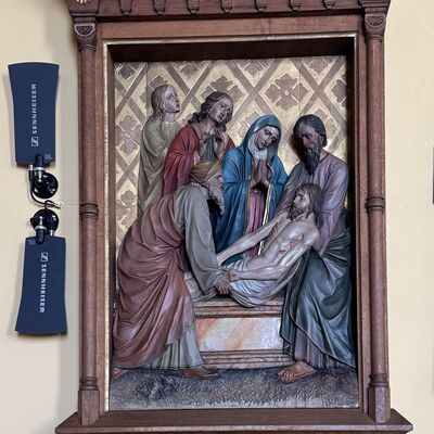 Bild vergr&ouml;&szlig;ern: Kirche_Kreuzweg6