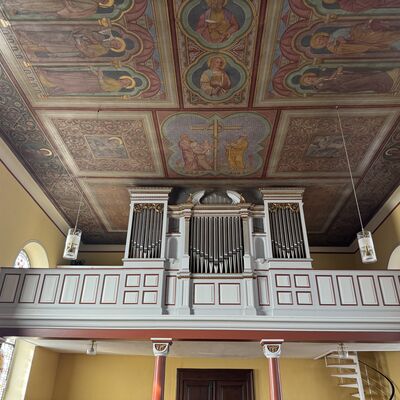 Bild vergr&ouml;&szlig;ern: Kirche_Orgel_Deckenbemalung