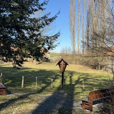 Bild vergr&ouml;&szlig;ern: Kloster_Romuald_B&auml;nke