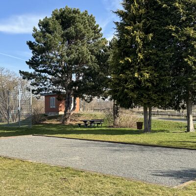 Bild vergr&ouml;&szlig;ern: Spielplatz_am_Pfarrhaus_Bouleplatz