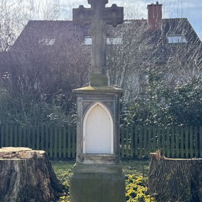 Bild vergr&ouml;&szlig;ern: Wegekreuz_Zimmerplatz