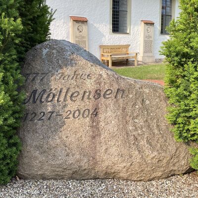 Bild vergr&ouml;&szlig;ern: Gedenkstein_1