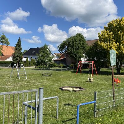 Bild vergr&ouml;&szlig;ern: Spielplatz