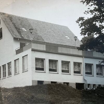 Bild vergr&ouml;&szlig;ern: Gastst&auml;tte Roter Berg 4