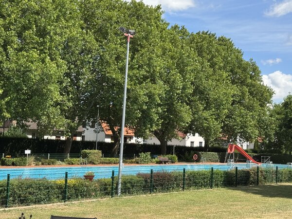 Bild vergr&ouml;&szlig;ern: Freibad1