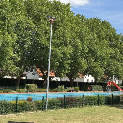 Bild vergr&ouml;&szlig;ern: Freibad1