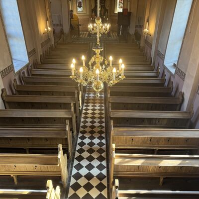 Bild vergr&ouml;&szlig;ern: Kirche_Innenraum