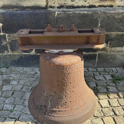 Bild vergr&ouml;&szlig;ern: Kirche_Betglocke