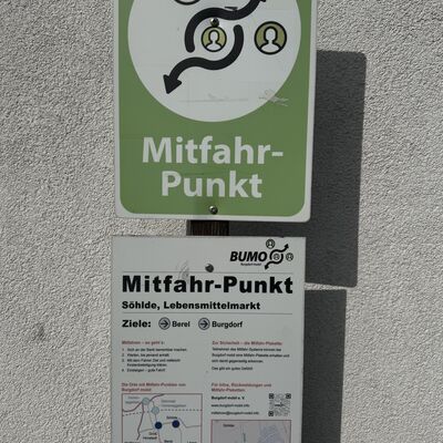 Bild vergr&ouml;&szlig;ern: Mitfahrbank2