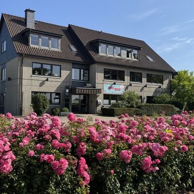 Bild vergr&ouml;&szlig;ern: Rathaus