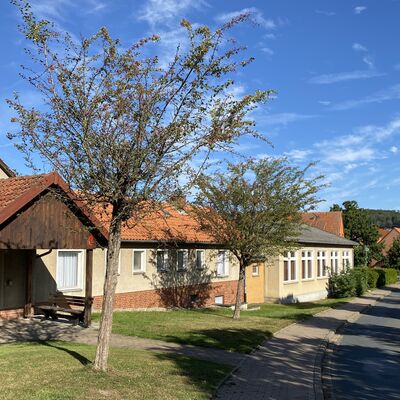 Bild vergr&ouml;&szlig;ern: ehem.Dorfschule_Mehrzweckhalle