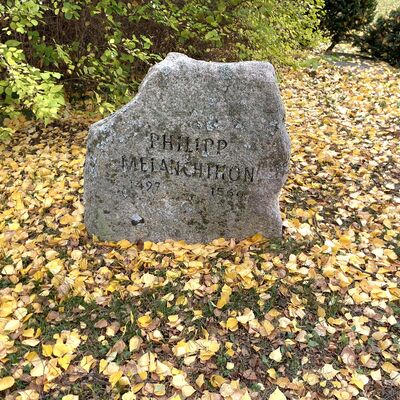 Bild vergr&ouml;&szlig;ern: Gedenkstein Melanchthon