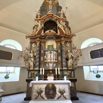 Bild vergr&ouml;&szlig;ern: St.Peter u.Paul Kanzelaltar