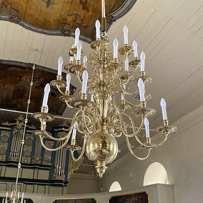 Bild vergr&ouml;&szlig;ern: St.Peter u.Paul Kronleuchter2