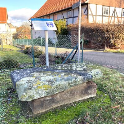 Bild vergr&ouml;&szlig;ern: Thiestein1