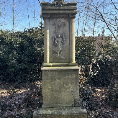 Bild vergr&ouml;&szlig;ern: Friedhof_historischer_Detail