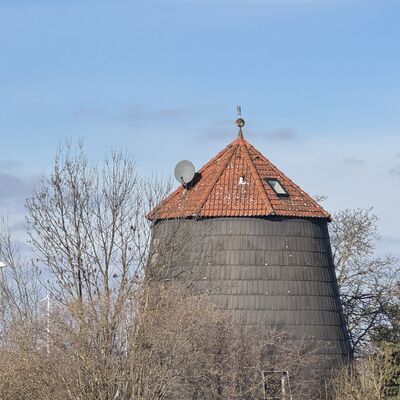 Bild vergr&ouml;&szlig;ern: M&uuml;hle_alte_Ortseingang_Bundesstra&szlig;e
