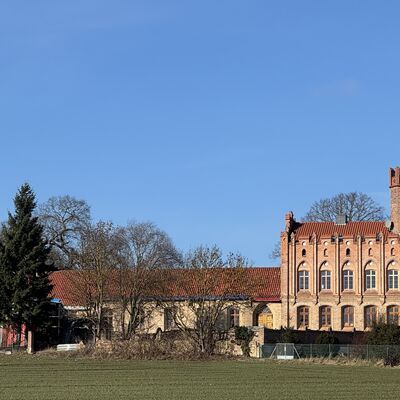 Bild vergr&ouml;&szlig;ern: Schloss_kleines_Messeberg3