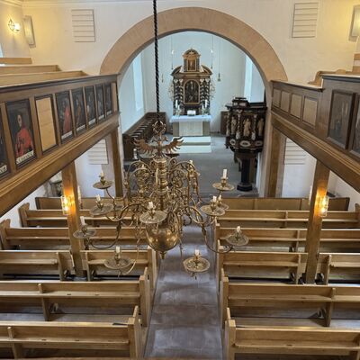 Bild vergr&ouml;&szlig;ern: St.Martin_Wehrkirche_Innenraum_Altar