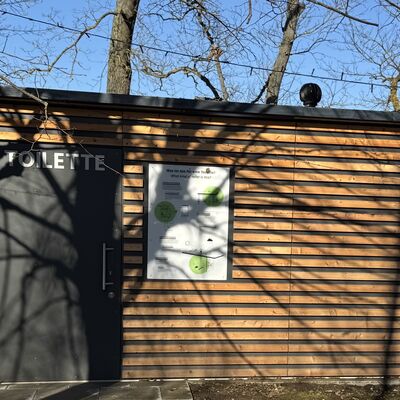 Bild vergr&ouml;&szlig;ern: Toilette_&ouml;ffentliche