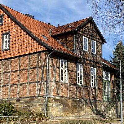 Bild vergr&ouml;&szlig;ern: alte Schule:Paul-Gerhardt-Haus Kirchplatz 2 - 4