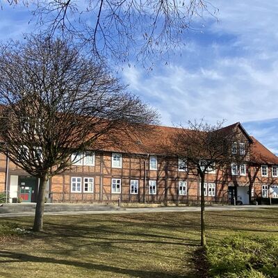 Bild vergr&ouml;&szlig;ern: Rathaus Am Thie - 2