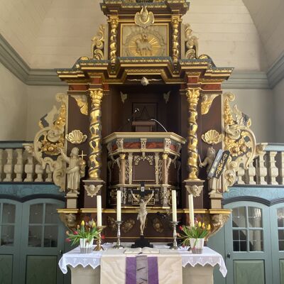 Bild vergr&ouml;&szlig;ern: St.Martinus Altar2