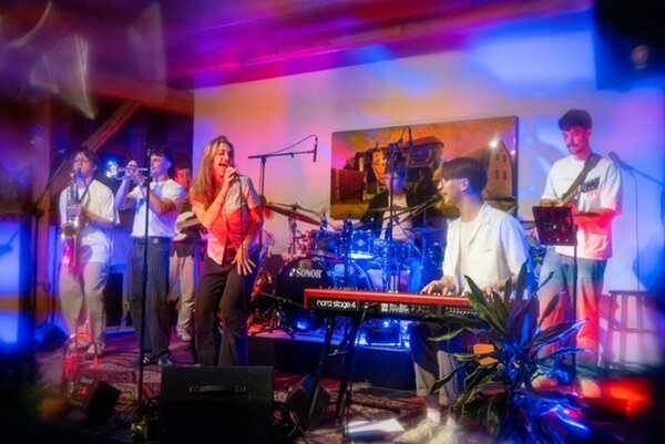 Interner Link: Zur Veranstaltung 5 Jahre Feeling Blue Live 