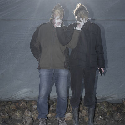 2026-05-09--Hildesheim--Landleben-(hier-von-Jo-Langenhoff)--Rosen&R&uuml;ben