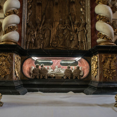 Bild vergr&ouml;&szlig;ern: Marienkircger_Altar_Abendmahl_Detail