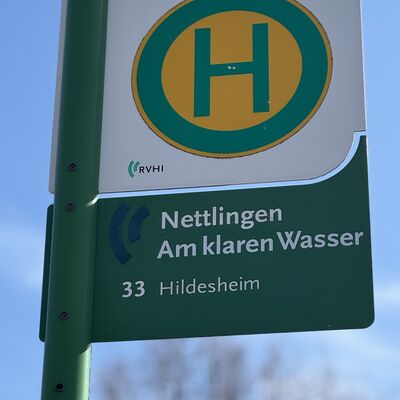 Bild vergr&ouml;&szlig;ern: Bushaltestelle