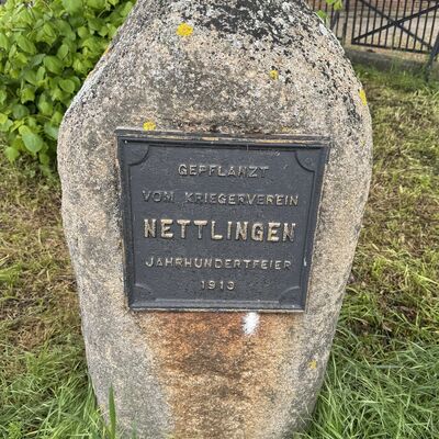 Bild vergr&ouml;&szlig;ern: Gedenkstein_Kriegerverein