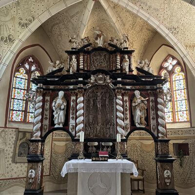 Bild vergr&ouml;&szlig;ern: Marienkirche_Barockaltar