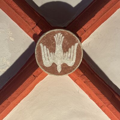 Bild vergr&ouml;&szlig;ern: Marienkirche_Sakristei_Taube