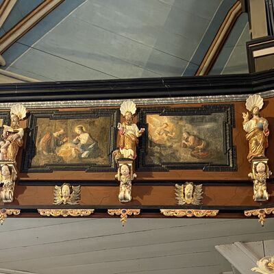 Bild vergr&ouml;&szlig;ern: Kirche innen Gem&auml;lde Ostempore