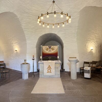 Bild vergr&ouml;&szlig;ern: Ev.Kirche_Innenraum1