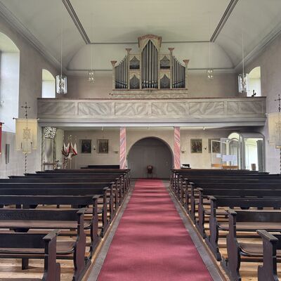 Bild vergr&ouml;&szlig;ern: Kath.Kirche_Innenraum_Orgel